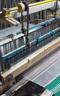 دستگاه بافندگی ماکویی