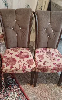 صندلی غذاخوری در حد نو