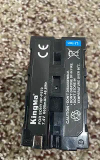 دوعدد باتری دوربین و نورپردازی kingma