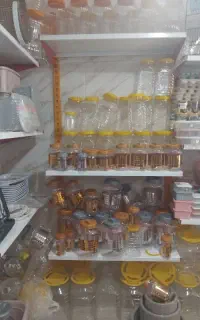 خیابان فردوسی نبش آزادی پلاستیک فروشی پذیرا