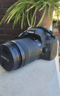دوربین canon eos800d با لنز۱۸/۱۳۵