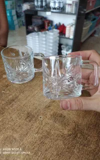 لیوان چایی خوری. نیم لیوان