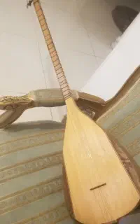 ساز ترکی باغلاما ، همراه با پوشش