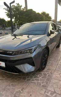 کی ام سی j7
