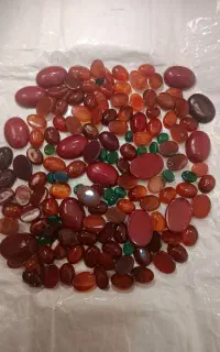 فیروز ه نیشابور وعقیق تک فروش ندارم