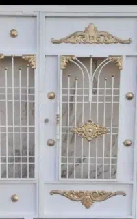 یک لت درب ماشین تراس راه پله حیاط باغ زمین انبار