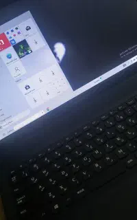 لپتاب در حد نو