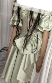 لباس مجلسی یکبار پوشیده شده