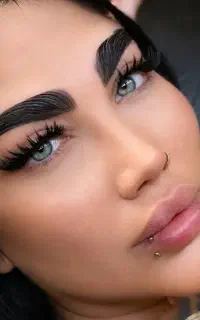 نازی آباد آموزش و خدمات مژه