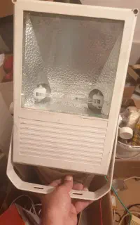 پروژکتور سه عدد