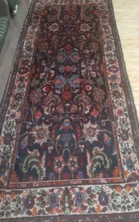 فرش دستباف ۴ متری کاملا سالم
