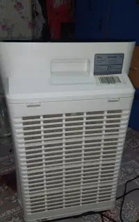 دستگاه تصفیه هوا