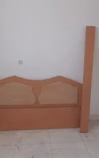 تخت بدون کفی