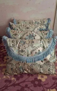 پشتی