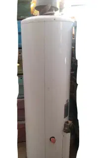آبگرمکن مخزنی ۲۰۰ لیتری(۶۰گالن)