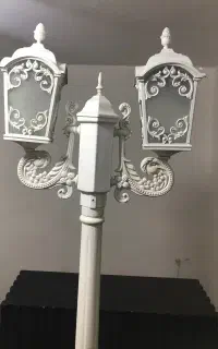 چراغ ایستاده مخصوص باغ وحیاط