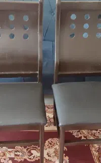 صندلی چوبی