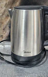 کتری برقی مایدیا