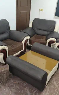 مبل ۷ نفره به همراه جلو مبلی و عسلی