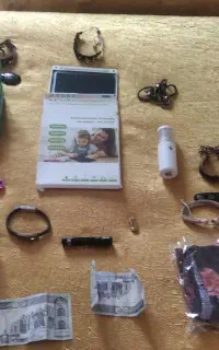 وسایل با ارزش و عتیقه و لوازم جانبی