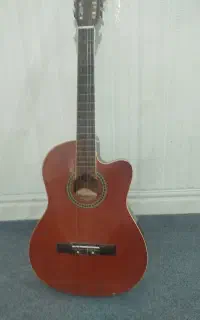گیتار دست ساز ماتادور