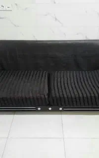 مبل راحتی نیم ست پنج نفره ۵ نفره چرمی سالم درحدنو