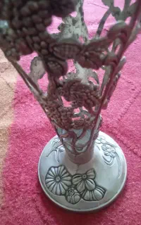 تعدادی از اشیای کلکسیونی ونقره جات