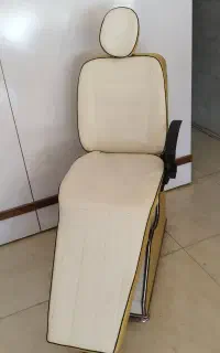 صندلی میکاپ وتاتو