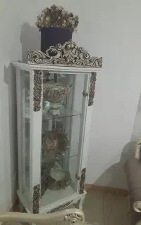ویترین . ساعت .جاکفشی
