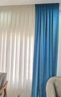 کنار پرده ای و کاور کوسن