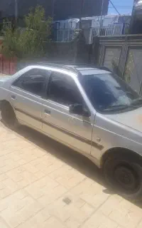 پژو ۴۰۵ دوگانه کارخانه