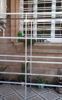 قفسه آهنی