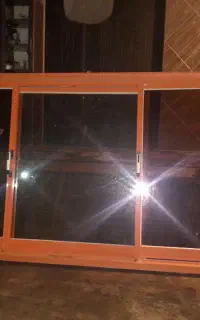 پنجره آلومینیومی