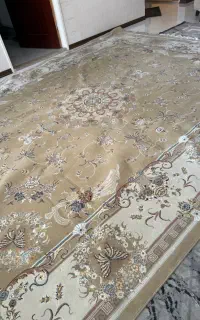 فرش ۱۲متری فقط یکسال استفاده شده