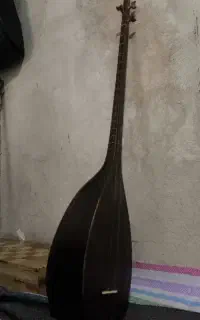 تنبور شوکتی