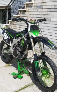 موتور کراس کاوازاکی 450