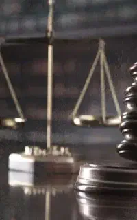 وکیل دادگستری و مشاور حقوقی