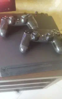 ps 4 یک ترا کم کار و تمیز