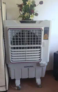کولر آبی ایستاده