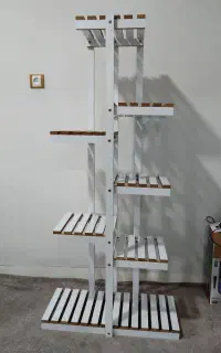 استند