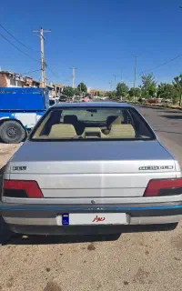 پژو ۹۸ عروسک