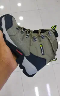 کفش کوهنوردی برنده ویکو