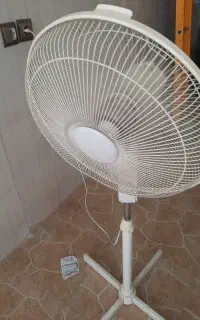 پنکه ایستاده  کارکرده وپنکه مه پاش