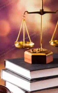 وکیل پایه یک دادگستری