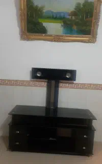 زیر تلویزیون
