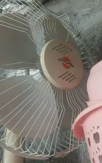 پنکه وچراغ نفتی