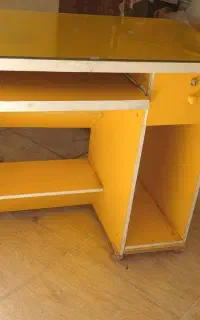 میز کامپیوتر