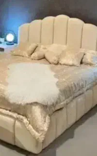 تخت لوکس