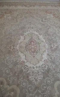فرش ۱۲ متری ۷۰۰ شانه