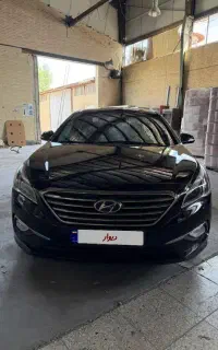 سوناتا LF